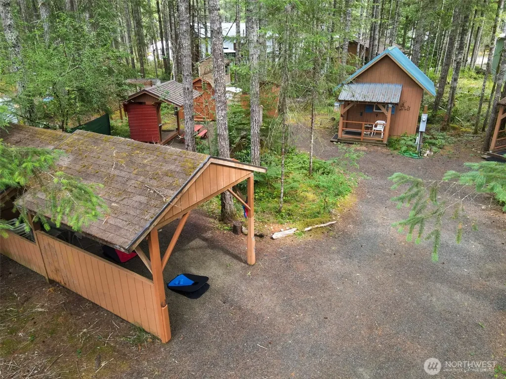 531 N Kokanee Ridge Drive Hoodsport WA 98548