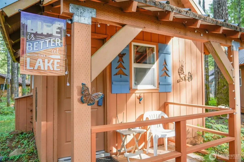 531 N Kokanee Ridge Drive Hoodsport WA 98548