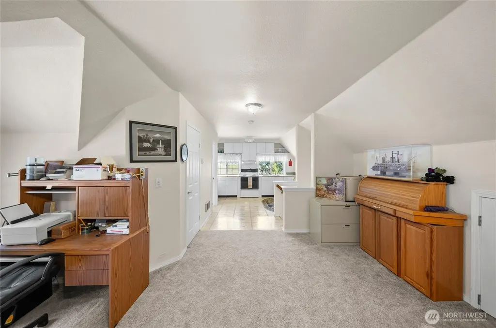 8320 E Grapeview Loop Road Allyn WA 98524