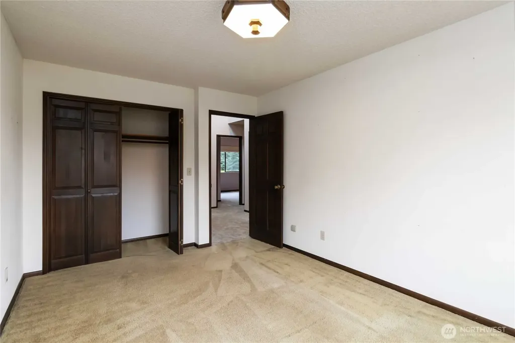 720 Abernathy Creek Longview WA 98632