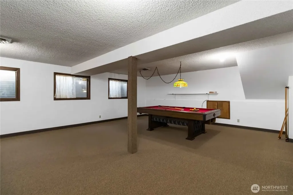 720 Abernathy Creek Longview WA 98632