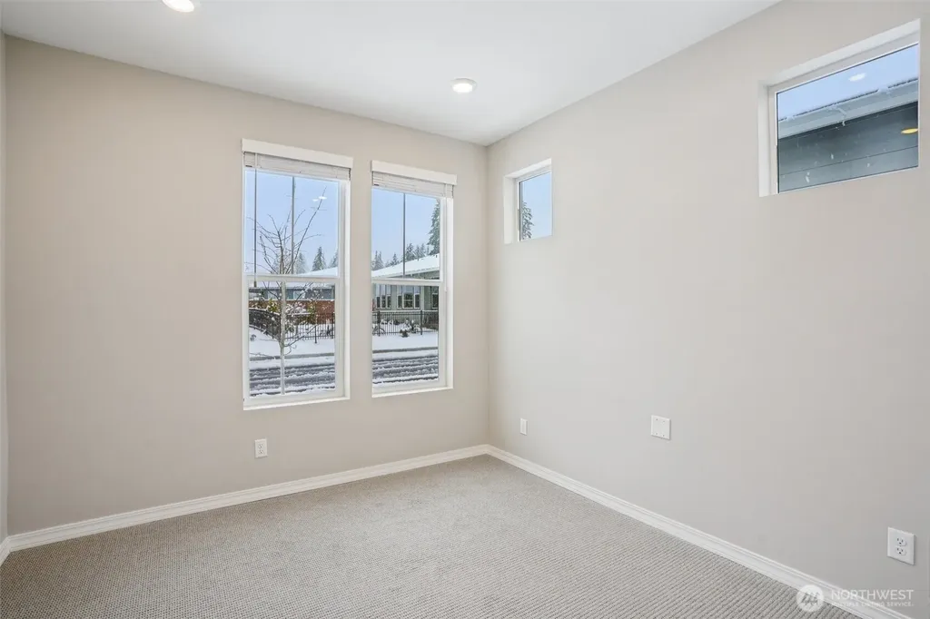 21731 SE 292nd Place Black Diamond WA 98010
