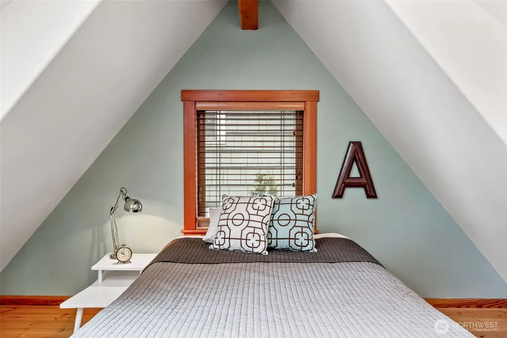 2201 Ebony Street Port Townsend WA 98368