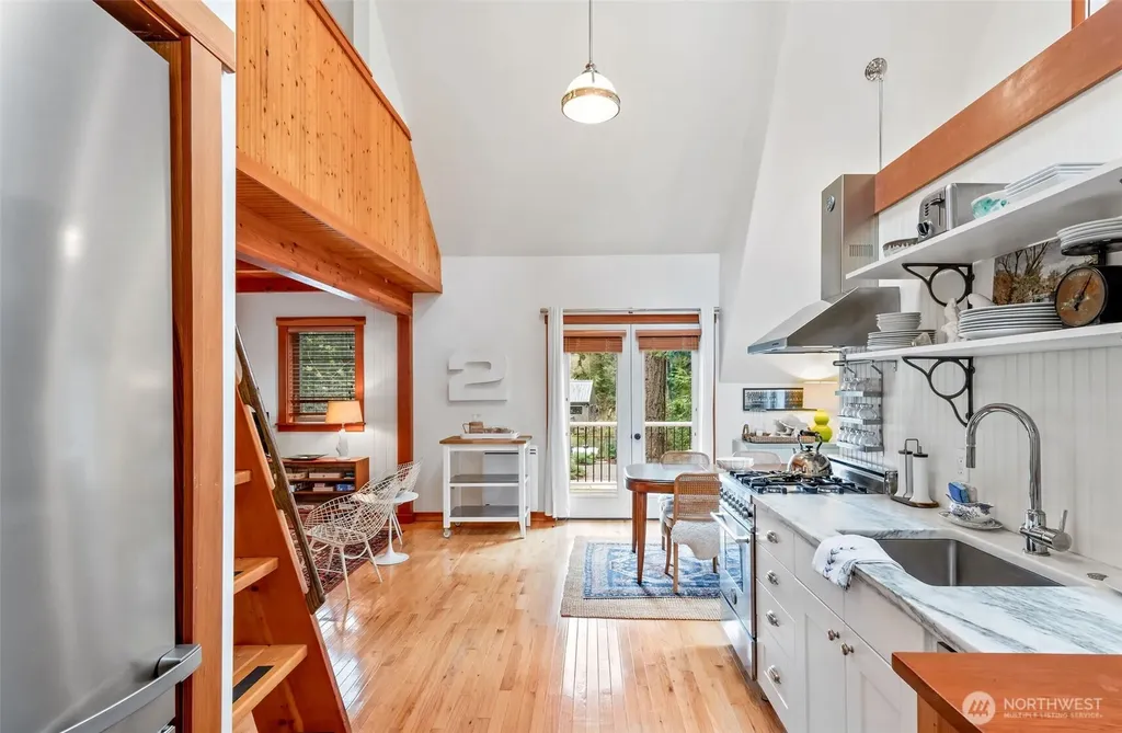 2201 Ebony Street Port Townsend WA 98368