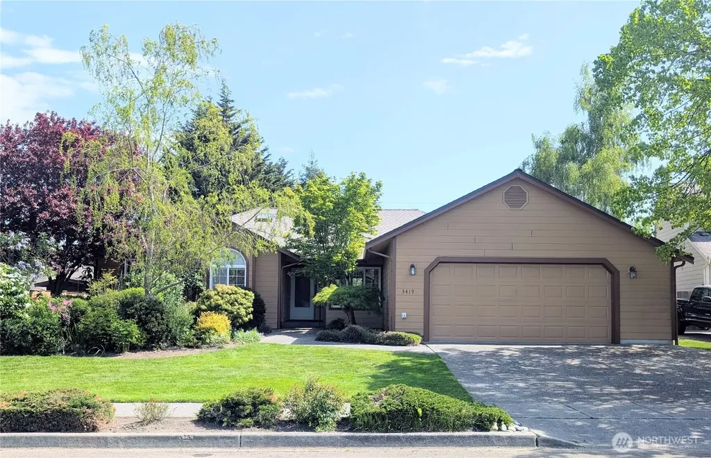 3419 G Avenue Anacortes WA 98221