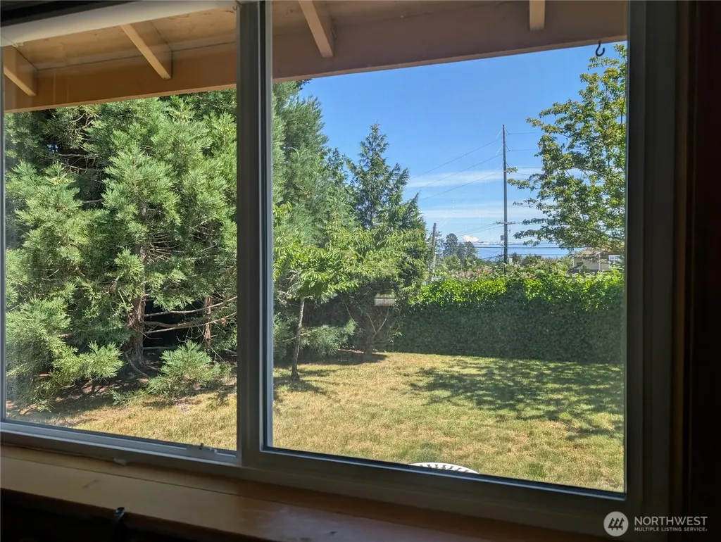 3419 G Avenue Anacortes WA 98221