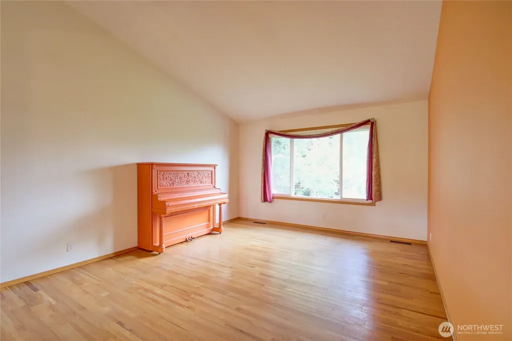 3419 G Avenue Anacortes WA 98221