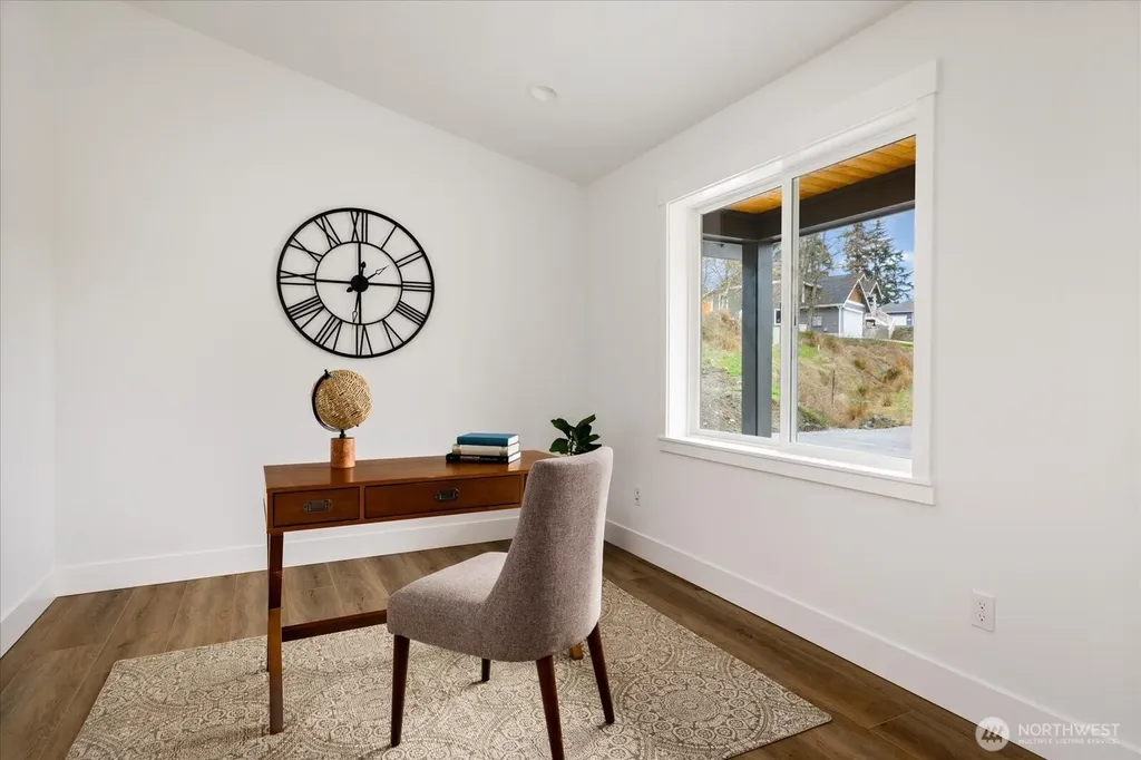 4817 Lawrence Avenue Freeland WA 98249