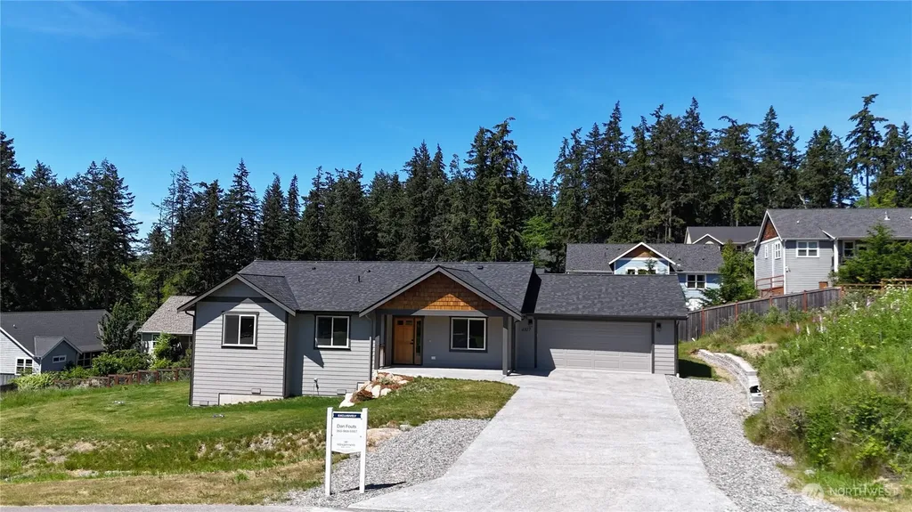 4817 Lawrence Avenue Freeland WA 98249