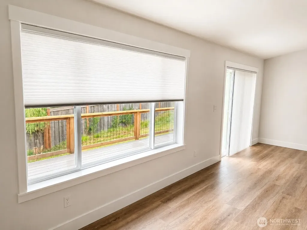 4817 Lawrence Avenue Freeland WA 98249