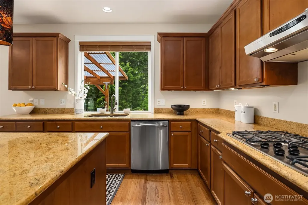 12612 Eagles Nest Drive Mukilteo WA 98275