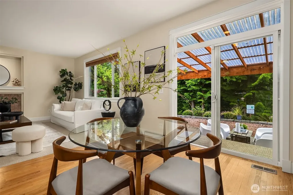 12612 Eagles Nest Drive Mukilteo WA 98275