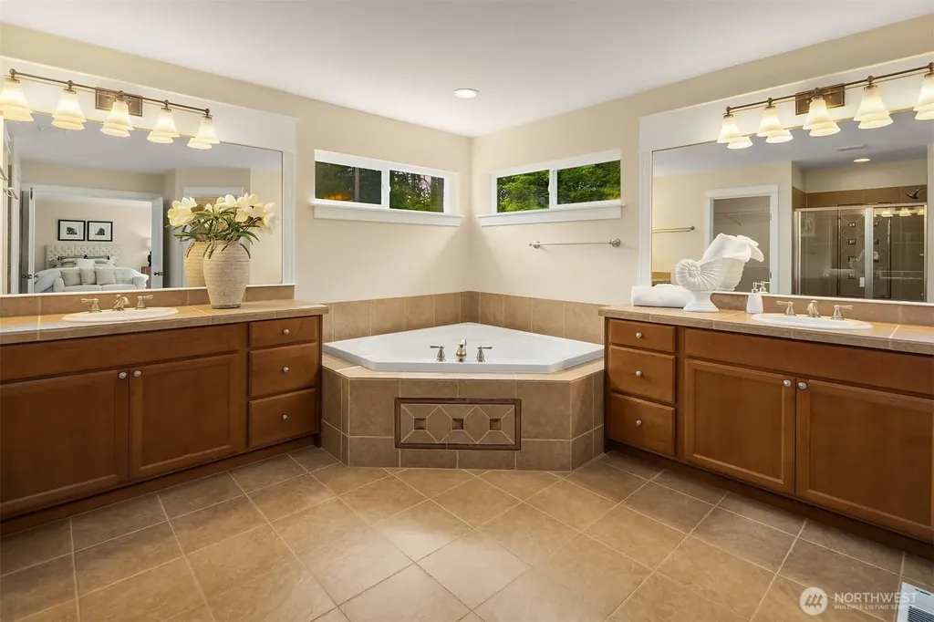 12612 Eagles Nest Drive Mukilteo WA 98275