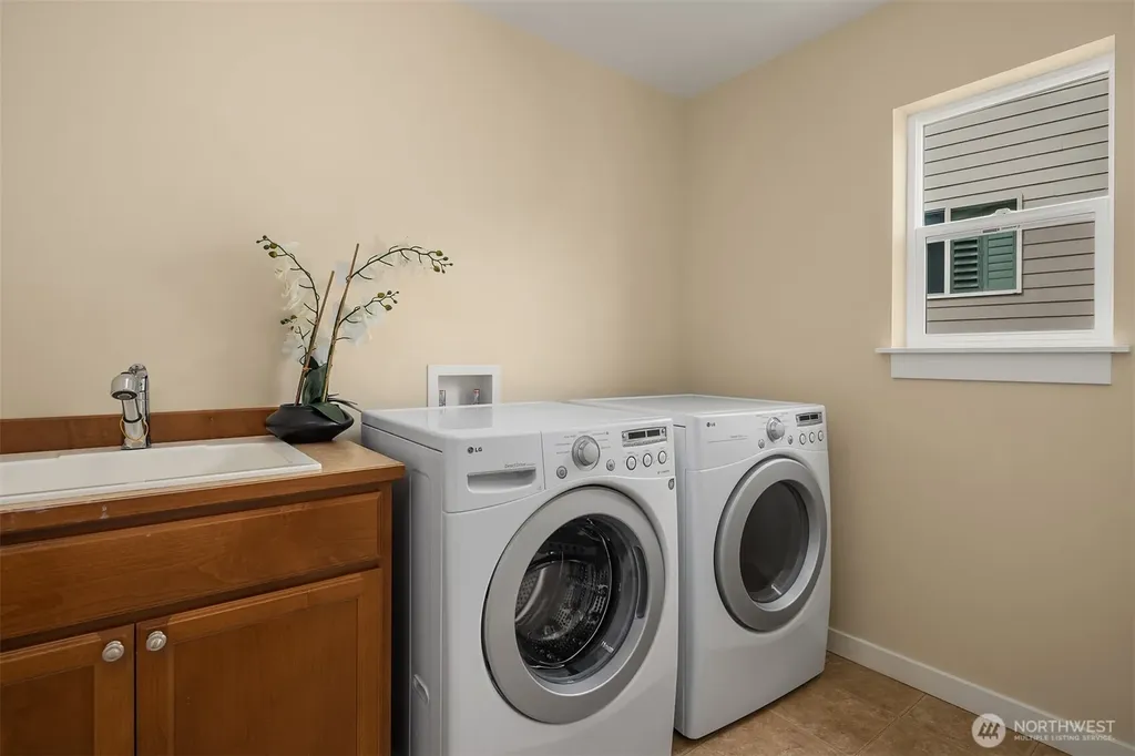 12612 Eagles Nest Drive Mukilteo WA 98275