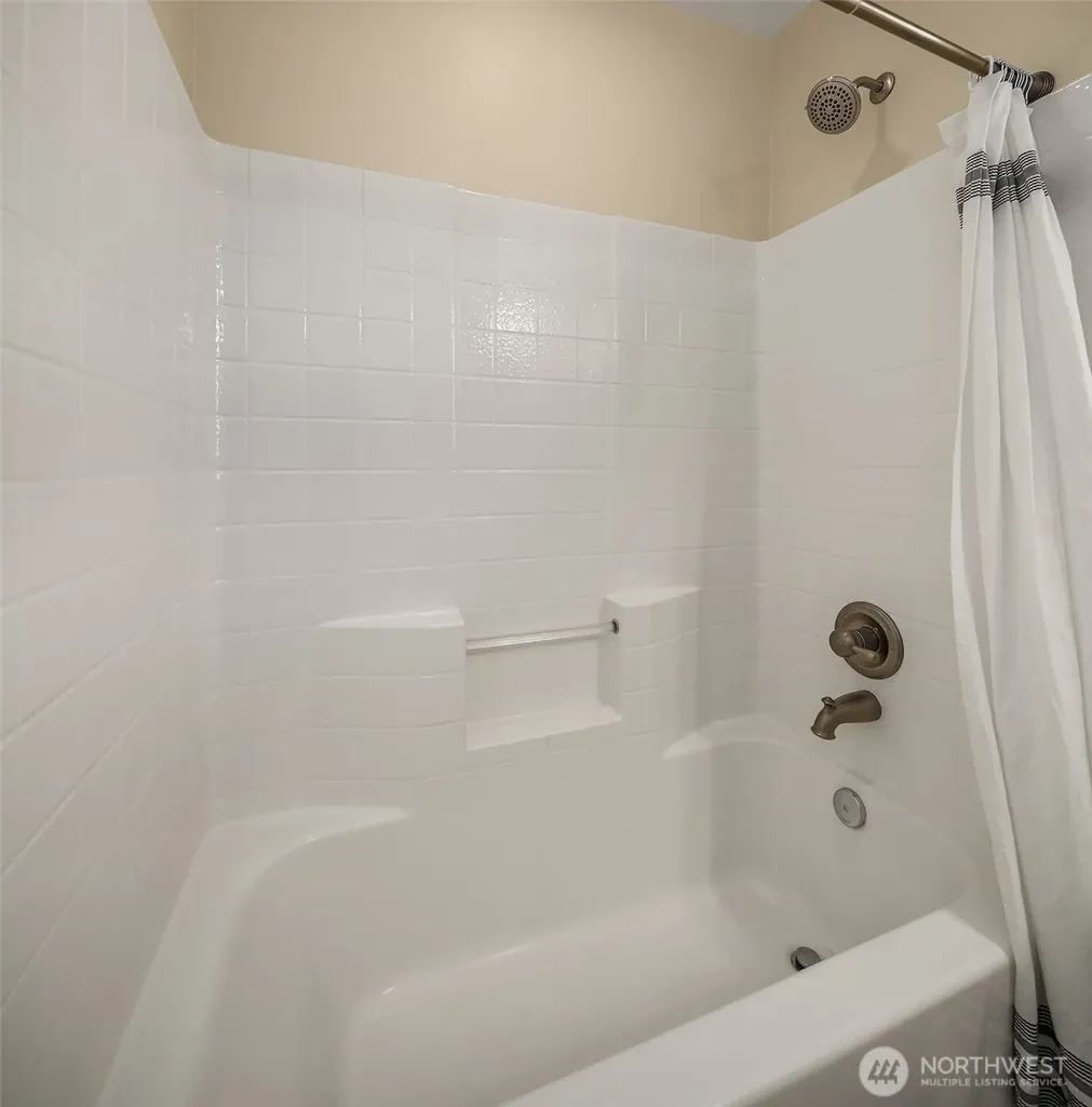 12612 Eagles Nest Drive Mukilteo WA 98275