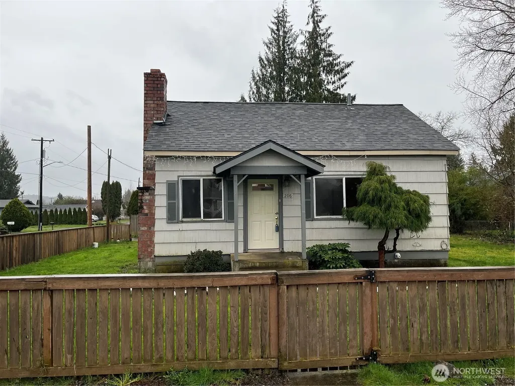 206 Van Buren Centralia WA 98531