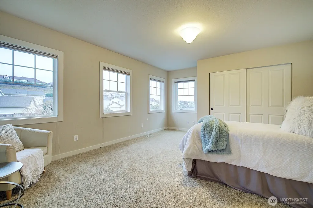 10705 176th Avenue E Bonney Lake WA 98391