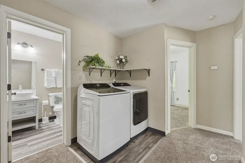 3805 Pacific Way Longview WA 98632