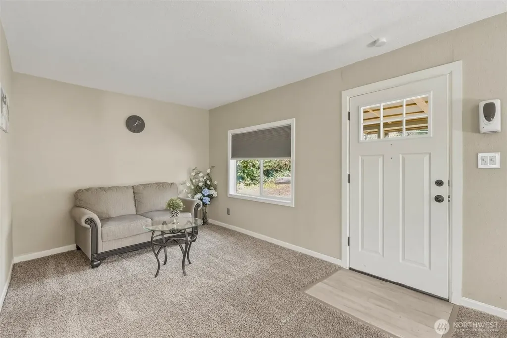 3805 Pacific Way Longview WA 98632