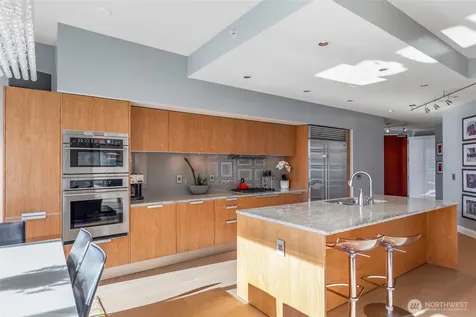 1920 4th Avenue Seattle WA 98101