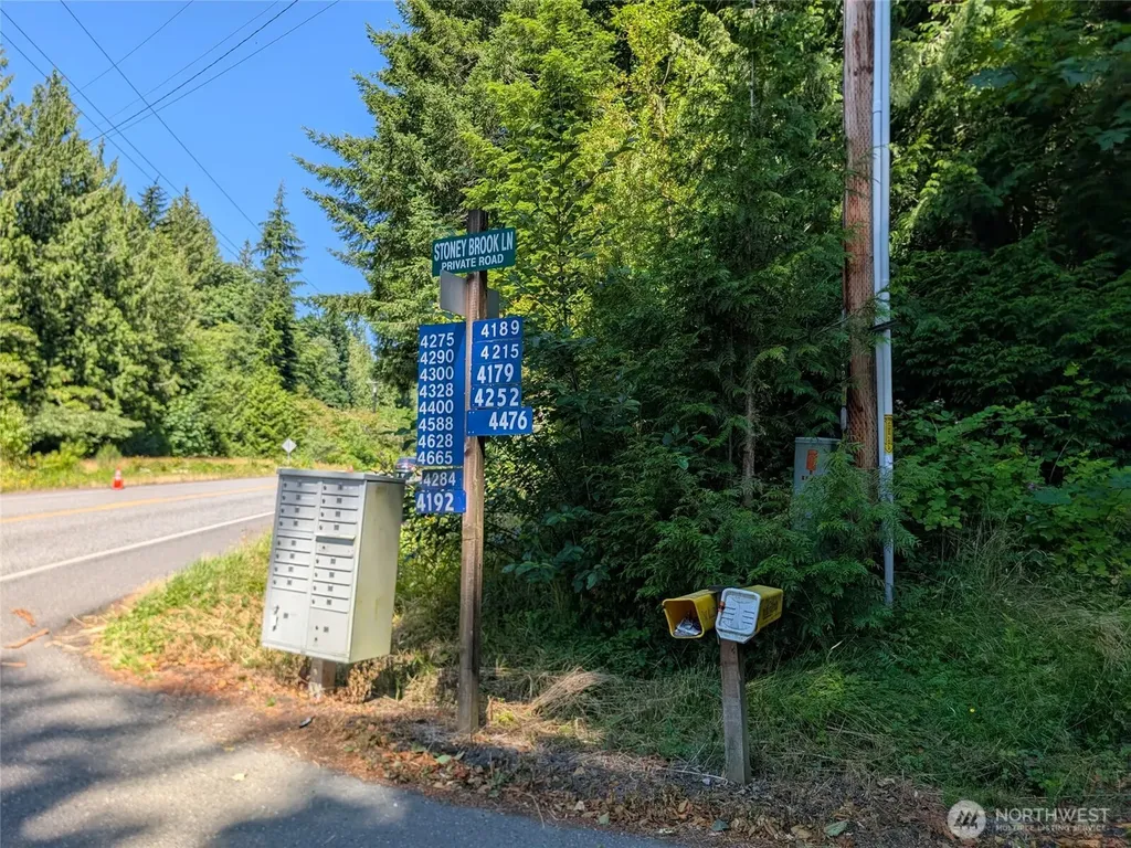 4476 Stoney Brook Lane Bellingham WA 98229