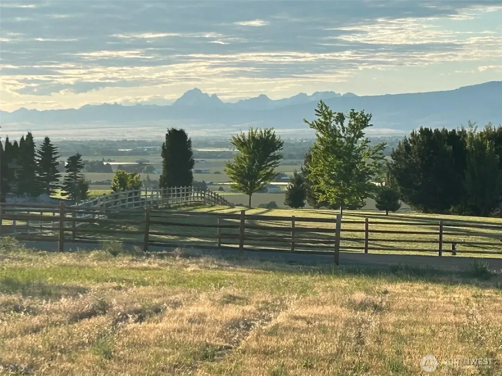 5 Stonegate Drive Ellensburg WA 98926
