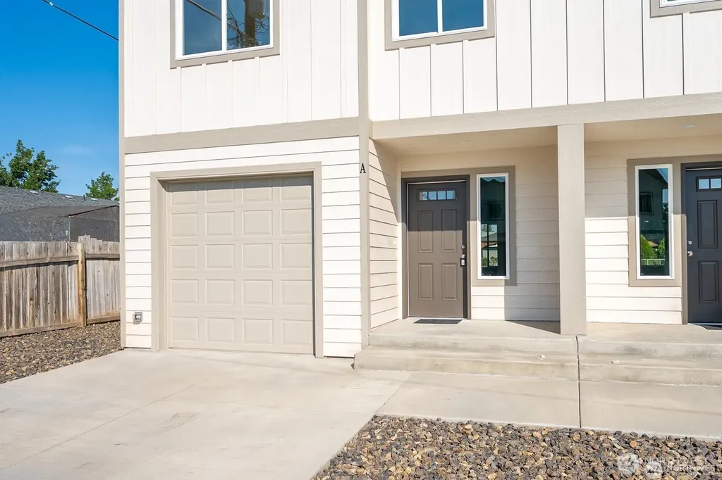 1070 S Grand Drive Moses Lake WA 98837
