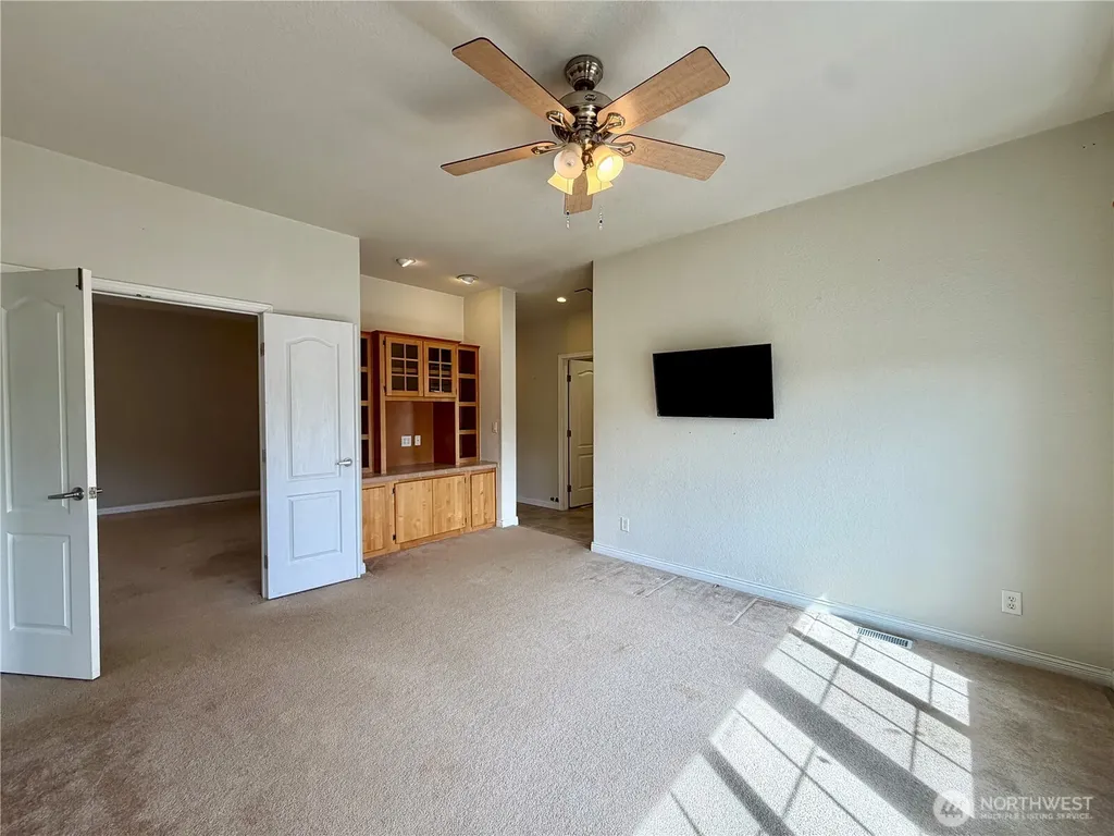 620 Chenois Avenue NE Ocean Shores WA 98569
