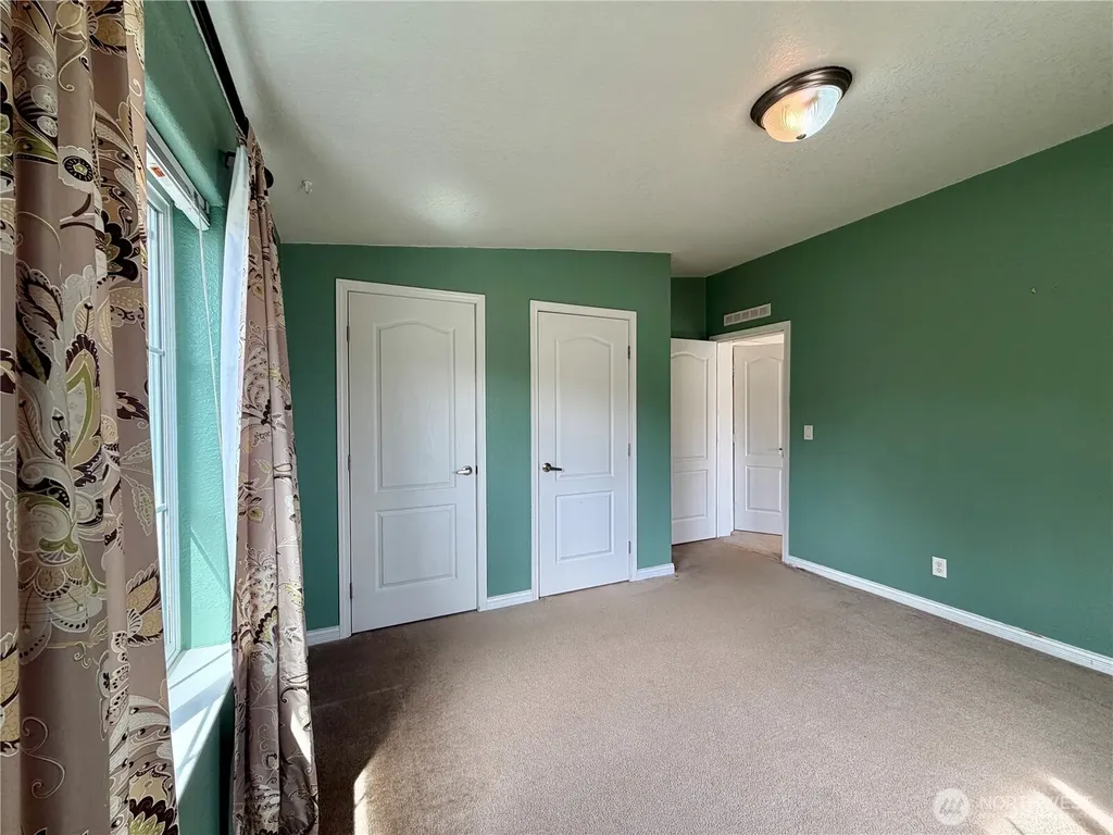 620 Chenois Avenue NE Ocean Shores WA 98569
