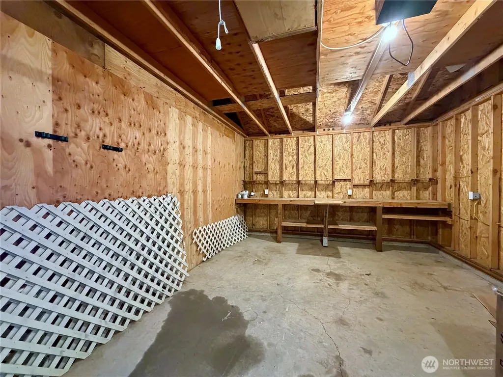 620 Chenois Avenue NE Ocean Shores WA 98569