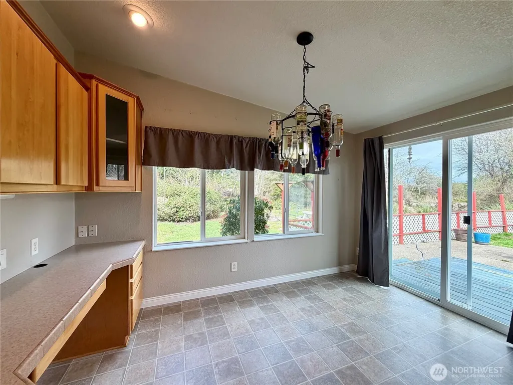 620 Chenois Avenue NE Ocean Shores WA 98569