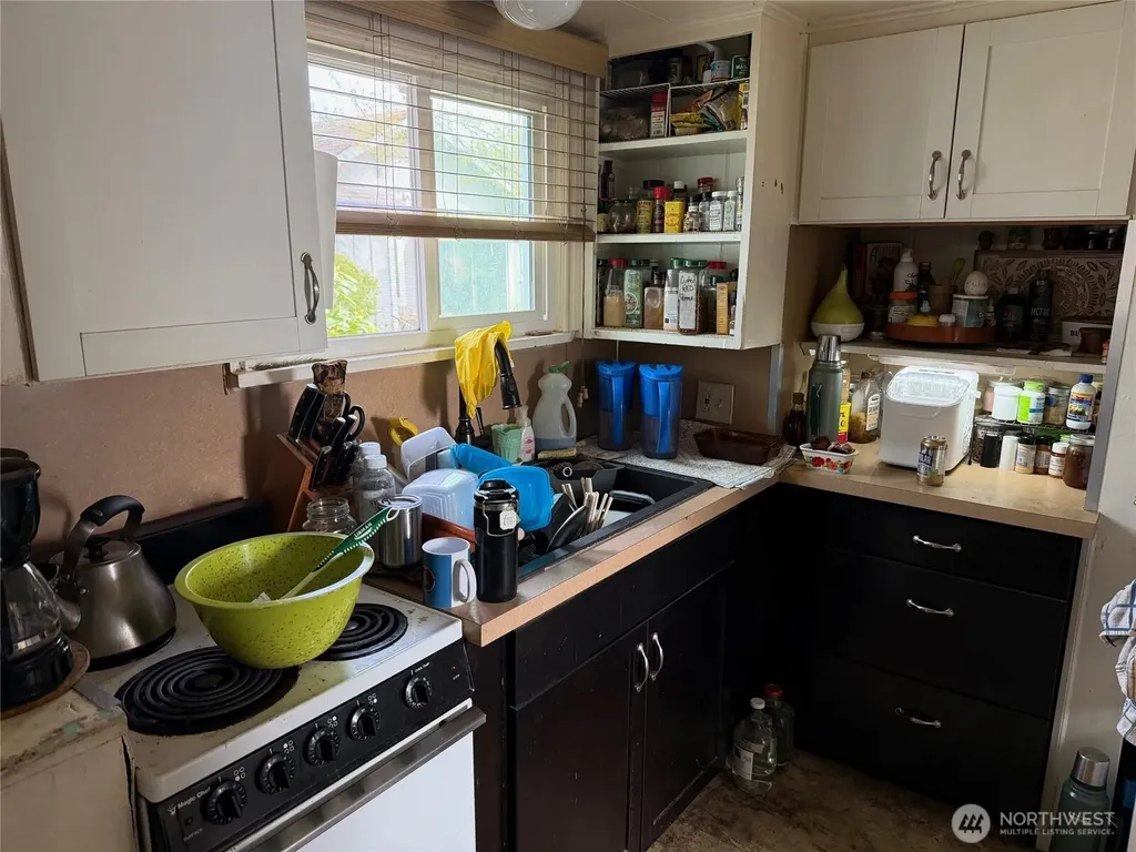 1275 Northlake Way NW Bremerton WA 98312