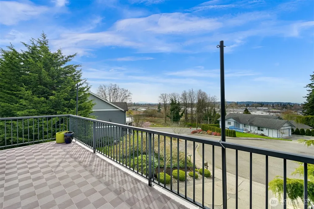 658 Parkside Place Blaine WA 98230