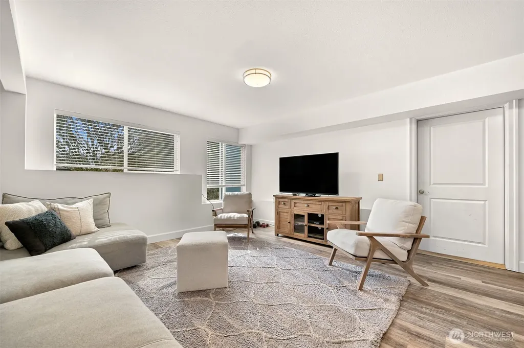 658 Parkside Place Blaine WA 98230