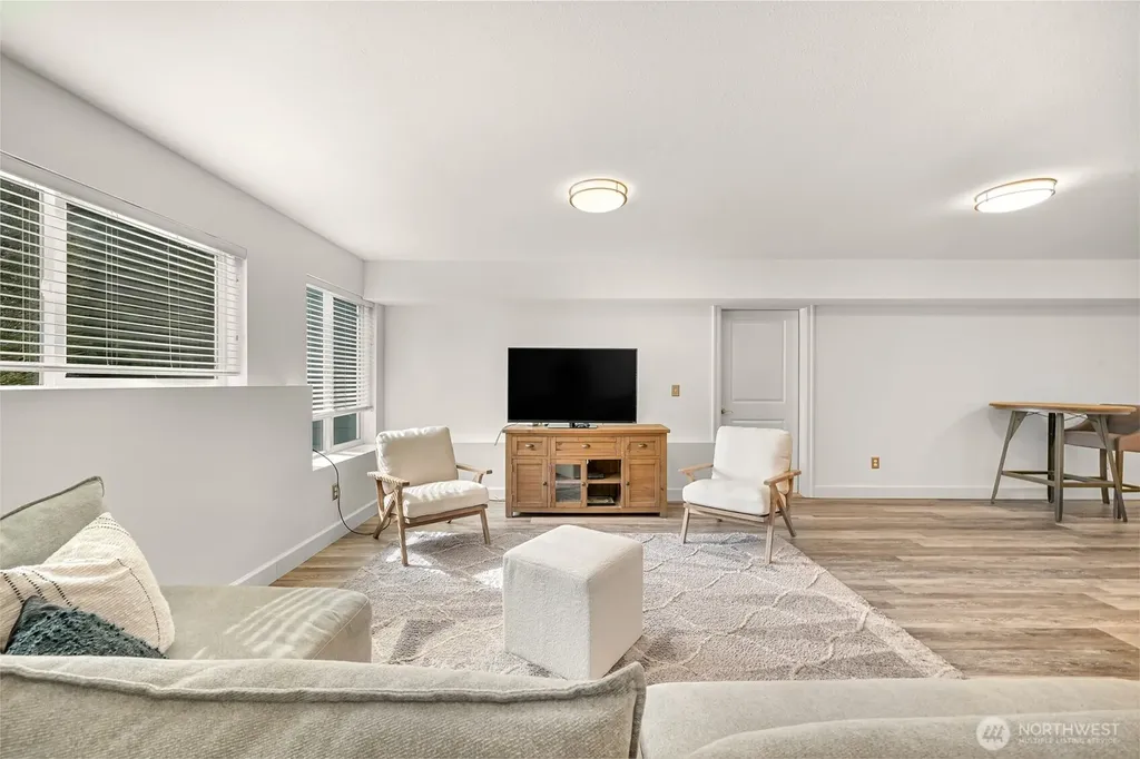 658 Parkside Place Blaine WA 98230