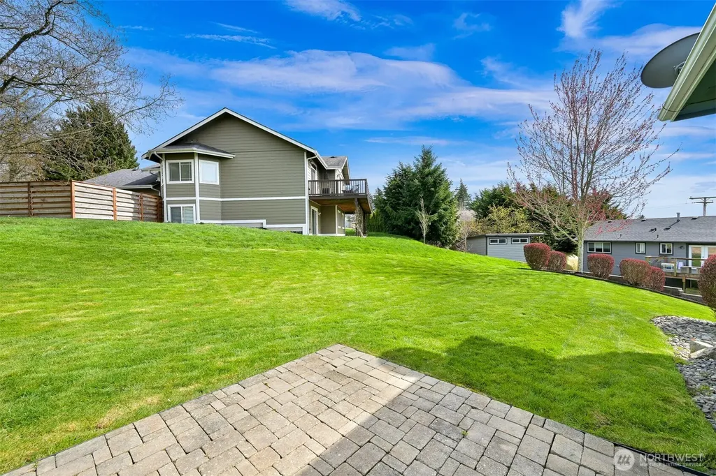 658 Parkside Place Blaine WA 98230