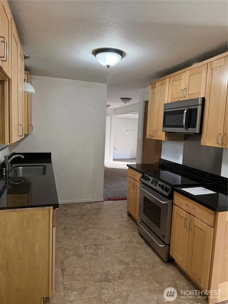 11 NE Skipper Court Belfair WA 98528