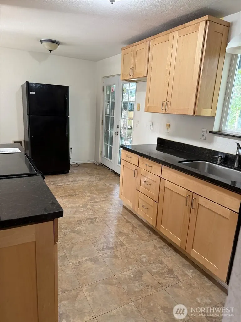 11 NE Skipper Court Belfair WA 98528