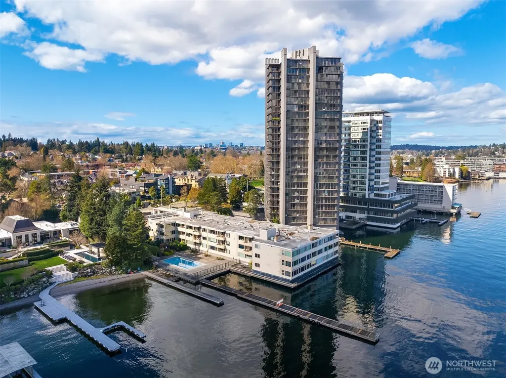 1600 43rd Avenue E Seattle WA 98112