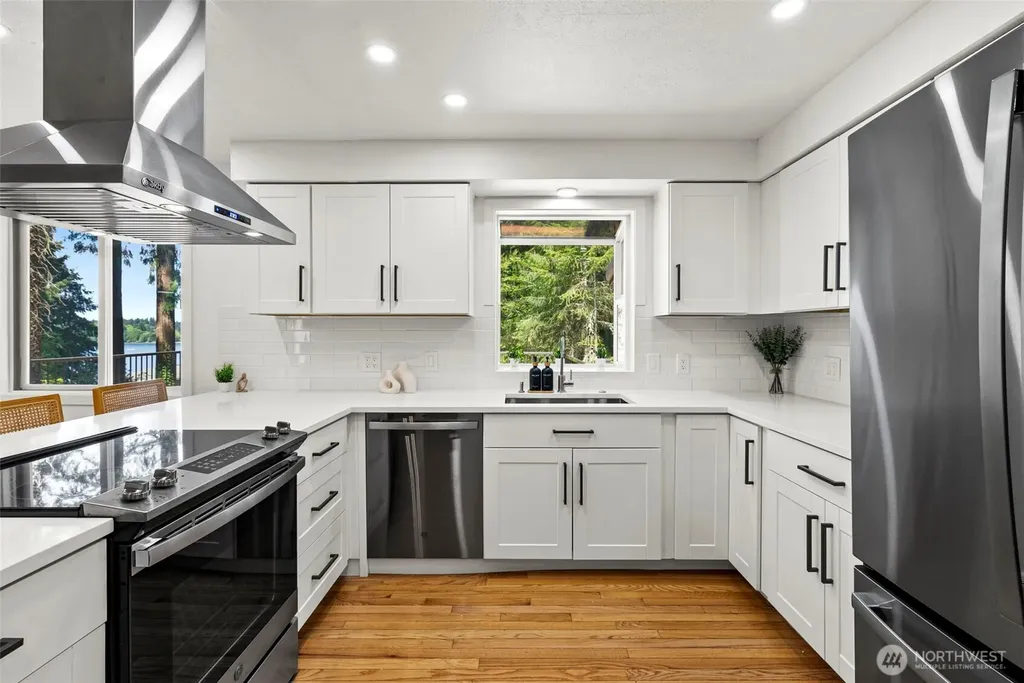6753 Bellevista Place NW Olympia WA 98502