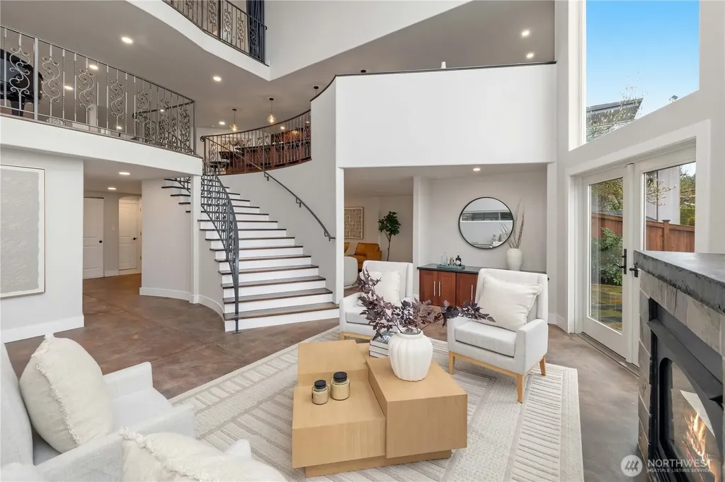 17714 SE 40th Place Bellevue WA 98008