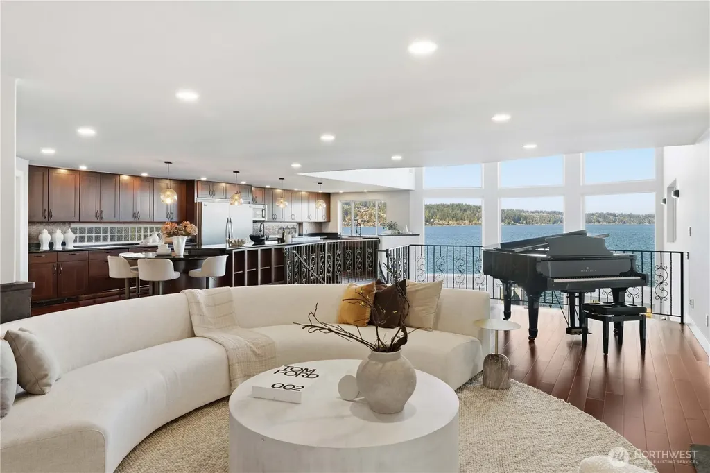 17714 SE 40th Place Bellevue WA 98008