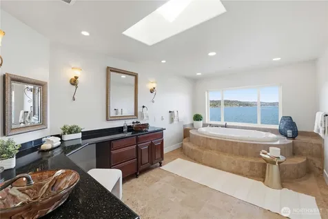 17714 SE 40th Place Bellevue WA 98008