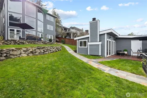 17714 SE 40th Place Bellevue WA 98008