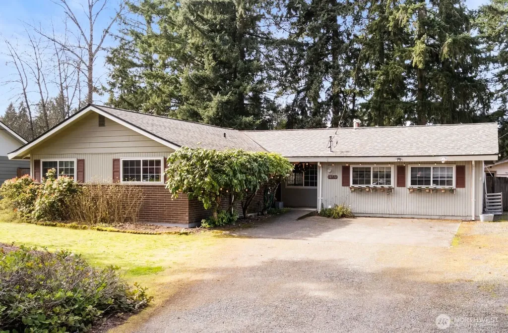 10730 Rampart Drive E Puyallup WA 98374