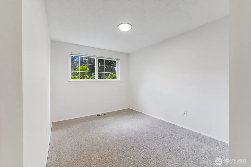 10730 Rampart Drive E Puyallup WA 98374