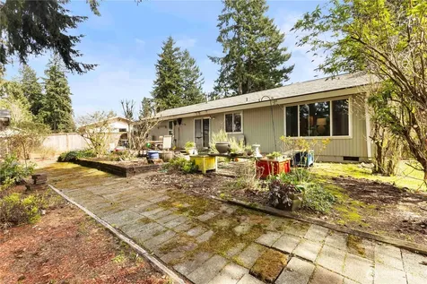 10730 Rampart Drive E Puyallup WA 98374