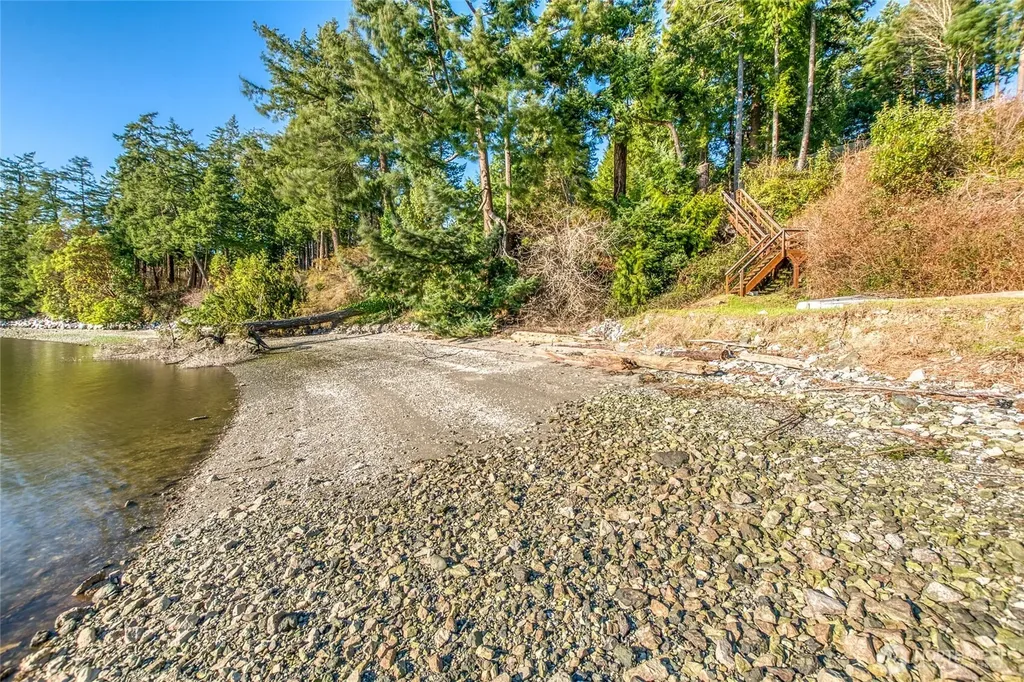 117 Martha Lane Orcas Island WA 98243