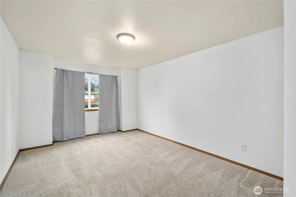 10806 Park Avenue S Tacoma WA 98444