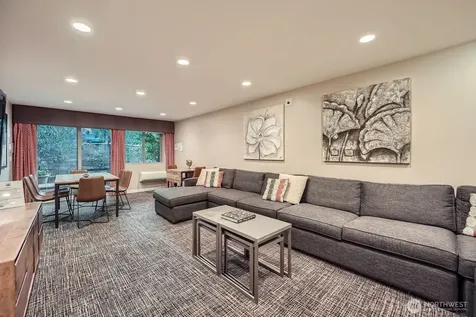 275 W Roy Street Seattle WA 98119